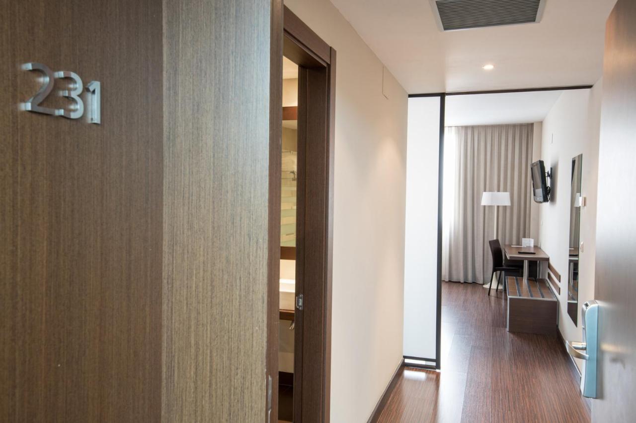 Arva Abad San Antonio Hotel Leon Ngoại thất bức ảnh